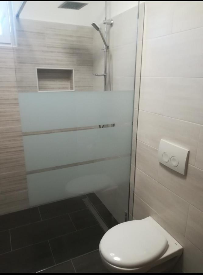 Apartman Hric -50M Od Plaze- Mali Losinj Ngoại thất bức ảnh